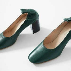 Everlane Day Heel in Ivy - Size 8
